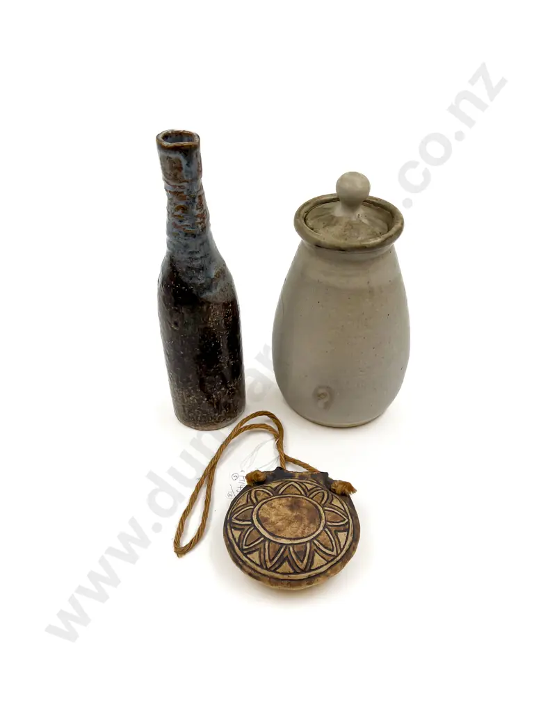 Three Pieces NZ Pottery Image 1++