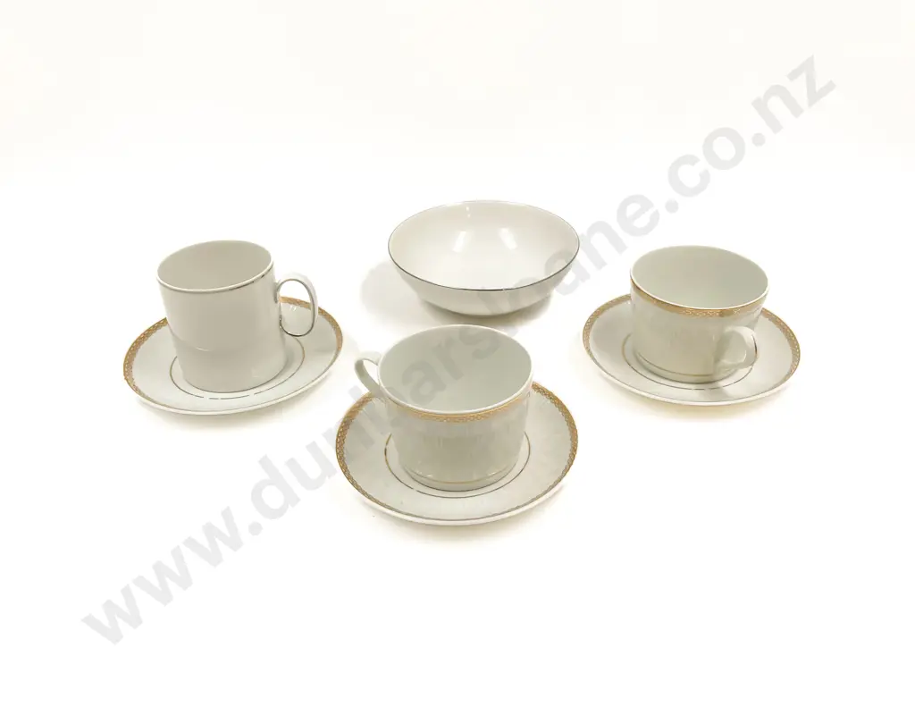 Quantity of Assorted Thomas Dinner Ware & Others Image 1++