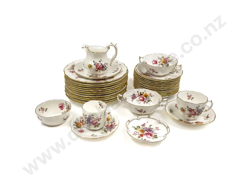 RCD Twelve Place Dinner Service Image 1++