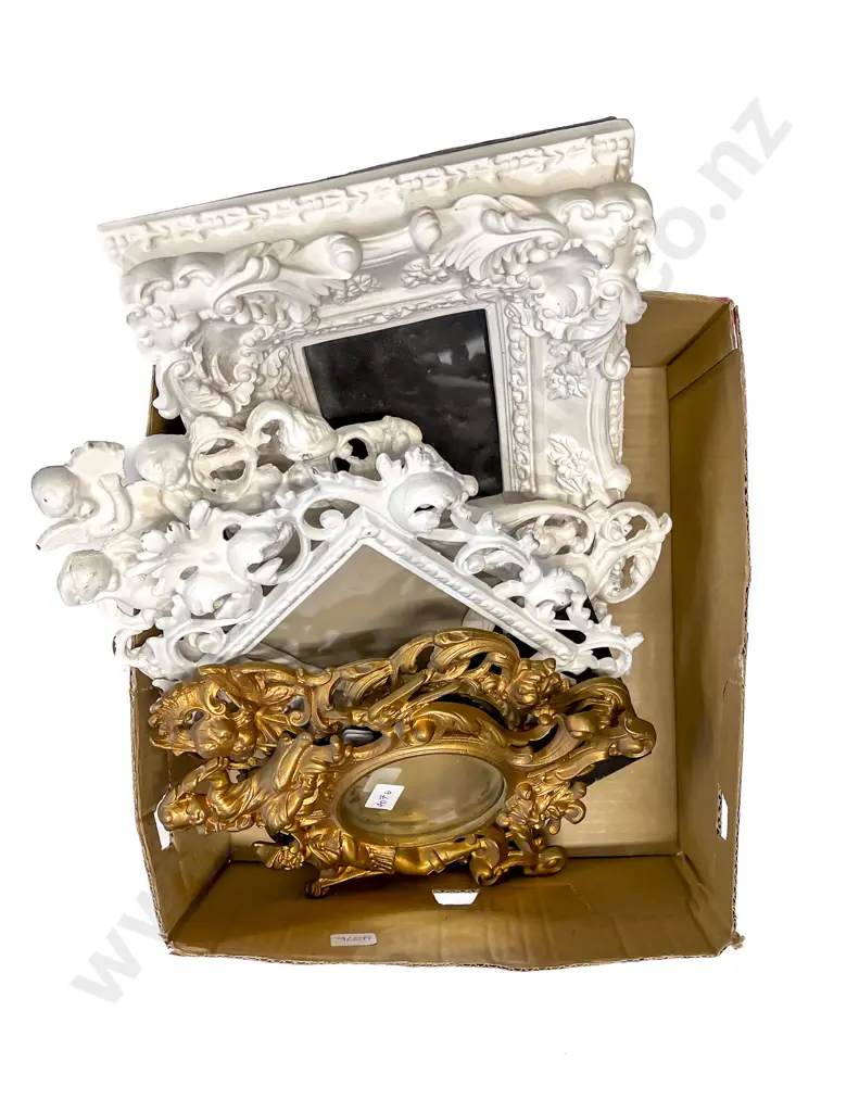 Box Quantity of Assorted Decorative Picture Frames Image 1++