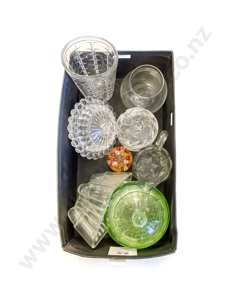 Quantity of Assorted Pressed Glass Ware etc Image 1++