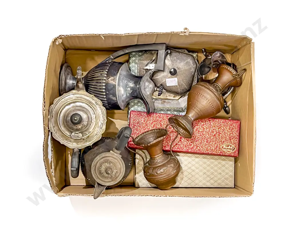 Quantity of Assorted S/P & Boxed Cutlery Image 1++