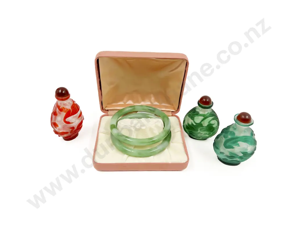 Three Glass Snuff Bottles with Pair of Hardstone Bracelets Image 1++