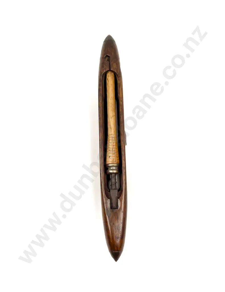 Vintage Loom Shuttle Image 1++