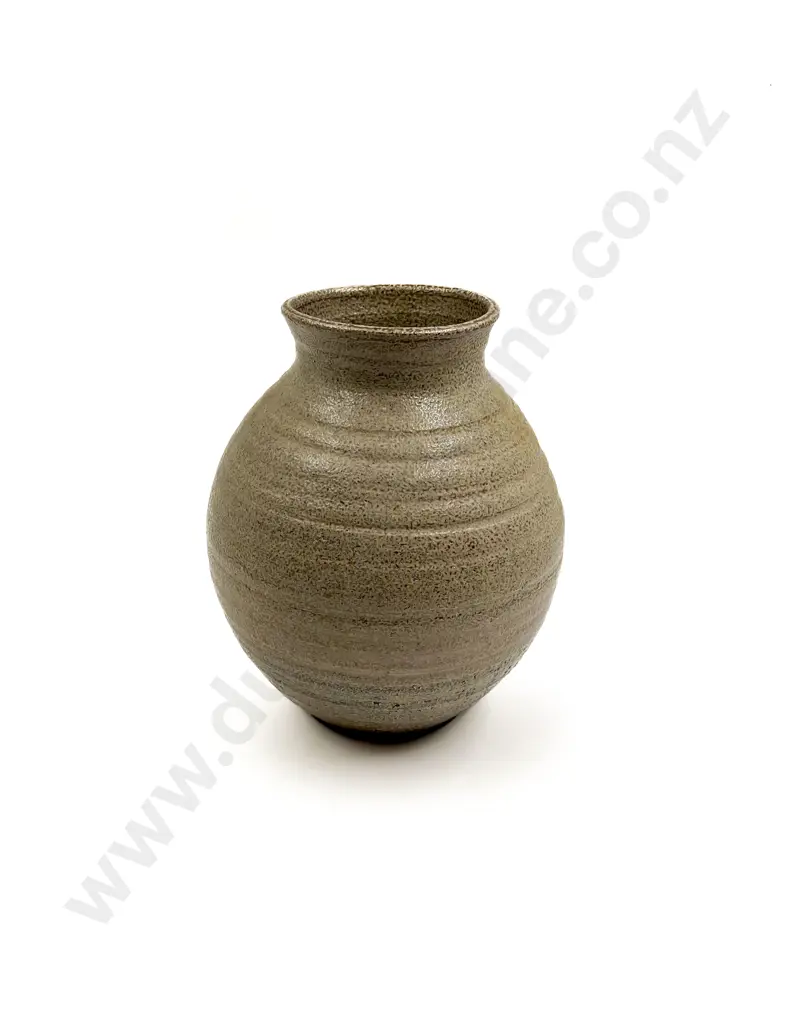 Attrib Mirek Smisek Vase Image 1++