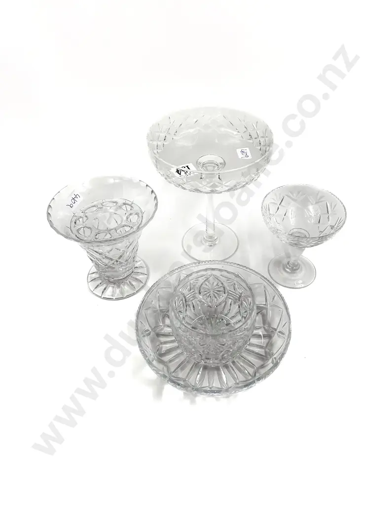 Small Quantity of Assorted Crystal Image 1++