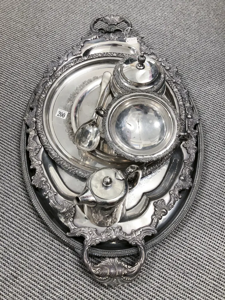 Quantity of Assorted S/P incl Decorated Double Handled Trays Image 1++