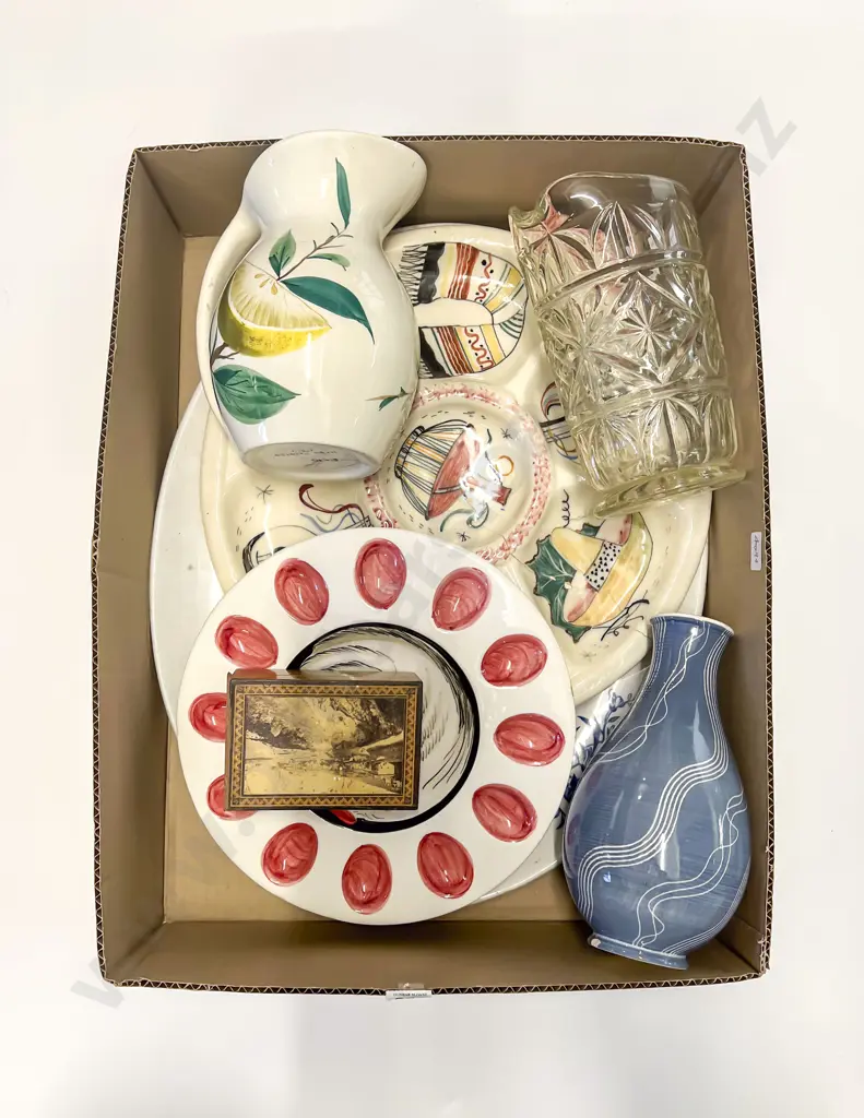 Quantity of Assorted Serving Ware etc Image 1++