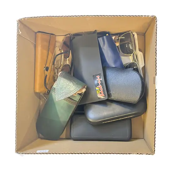 Quantity of Assorted Vintage Sunglasses etc