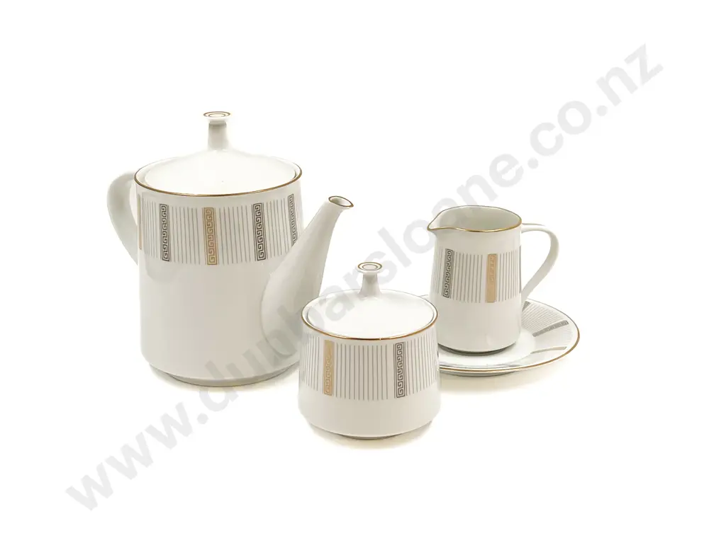 Noritake Part Dinner Set Image 1++