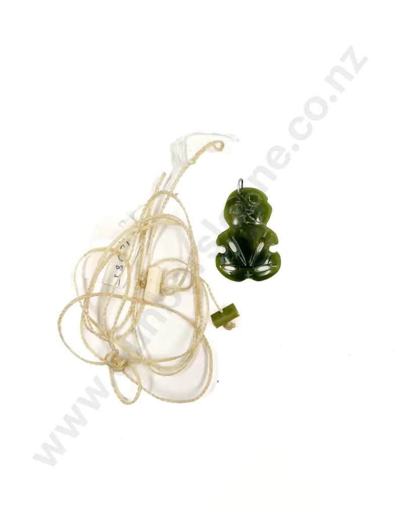 Small Greenstone Tiki withTwo Assorted Toggles Image 1++