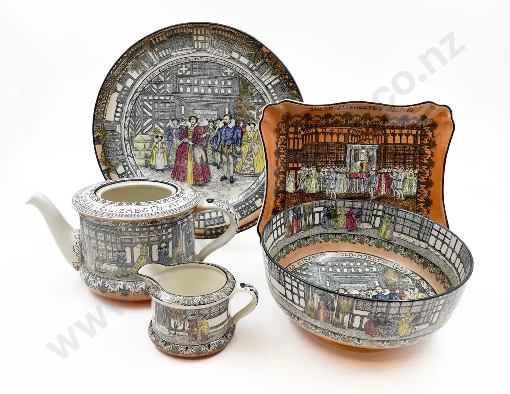 Collection of RD Old Moreton Series Ware and Assorted Image 1++