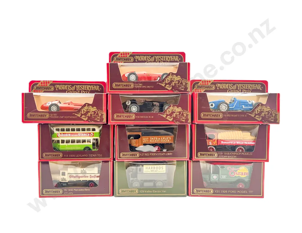 Ten Models of Yesteryear Red Window Boxed Models Image 1++