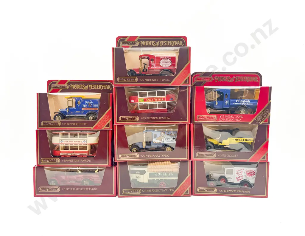 Ten Models of Yesteryear Red Window Boxed Models Image 1++