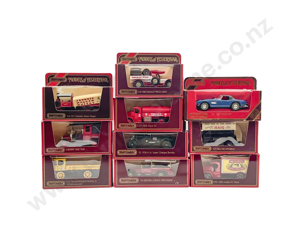 Ten Models of Yesteryear Red Window Boxed Models Image 1++