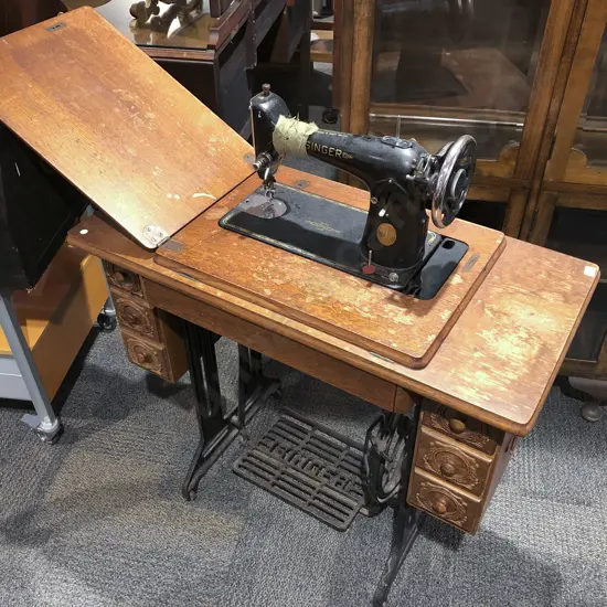 Singer Sewing Machine
