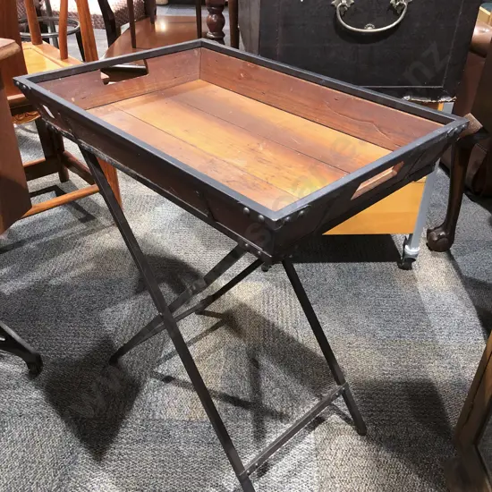Wrought Metal Mound Tray on Folding Stand