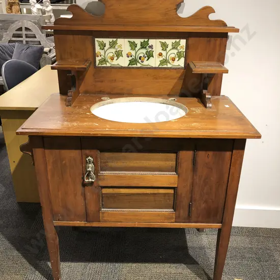 Kauri Wash Stand with Tiled and Shelved Gallery Back