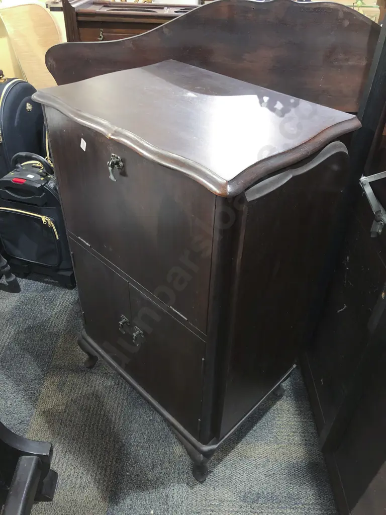 Mahogany Drop Front/Tilt Top Drinks Cabinet with Mirrored Interior Image 1++