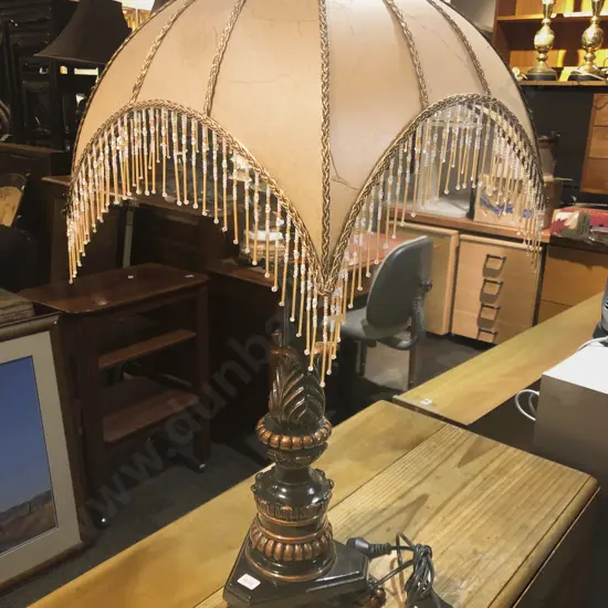 Decorative Claw Foot Table Lamp