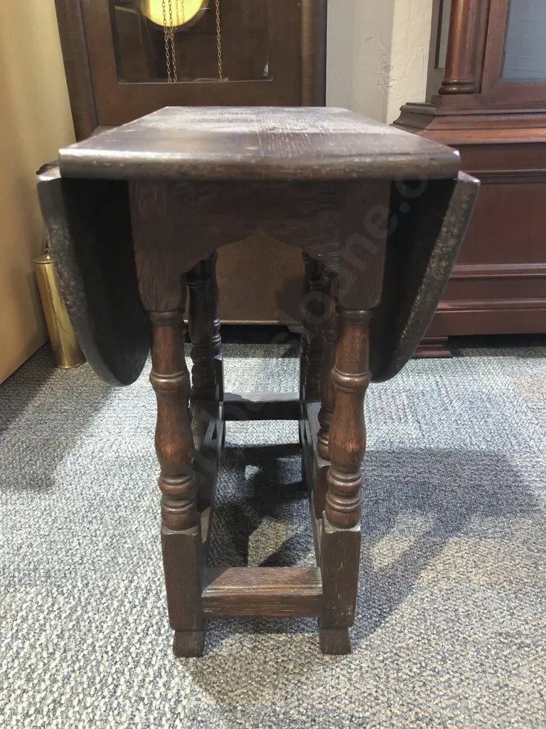 Antique Oak Drop Leaf Occasional Table Image 1++