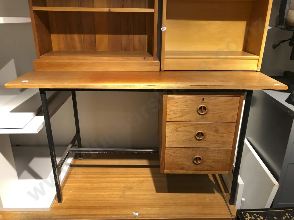 Office Desk Together with Other Unassembled Desk and Office Chair Image 1++
