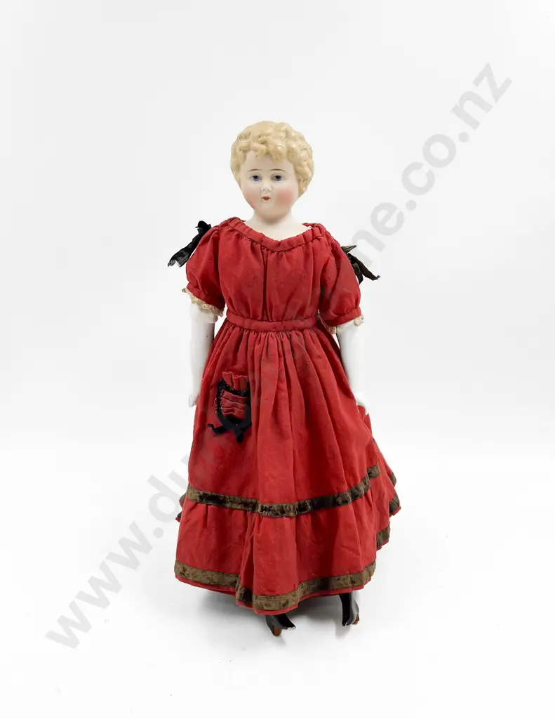 German Parian Bisque Shoulder Plate Doll Image 1++
