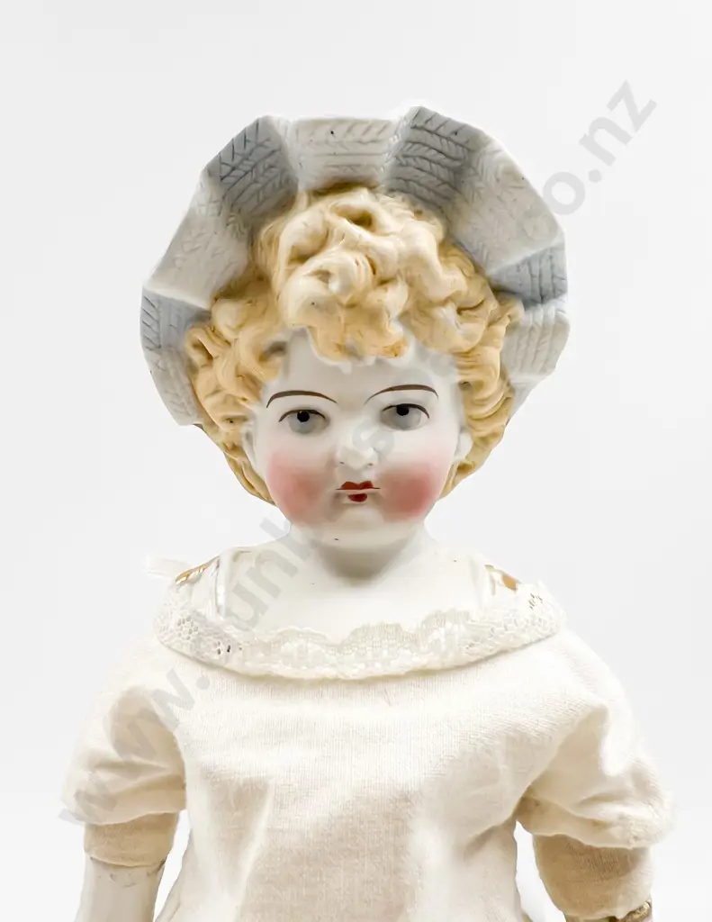 German Parian Bisque Shoulder Plate Bonnet Head Doll Image 1++