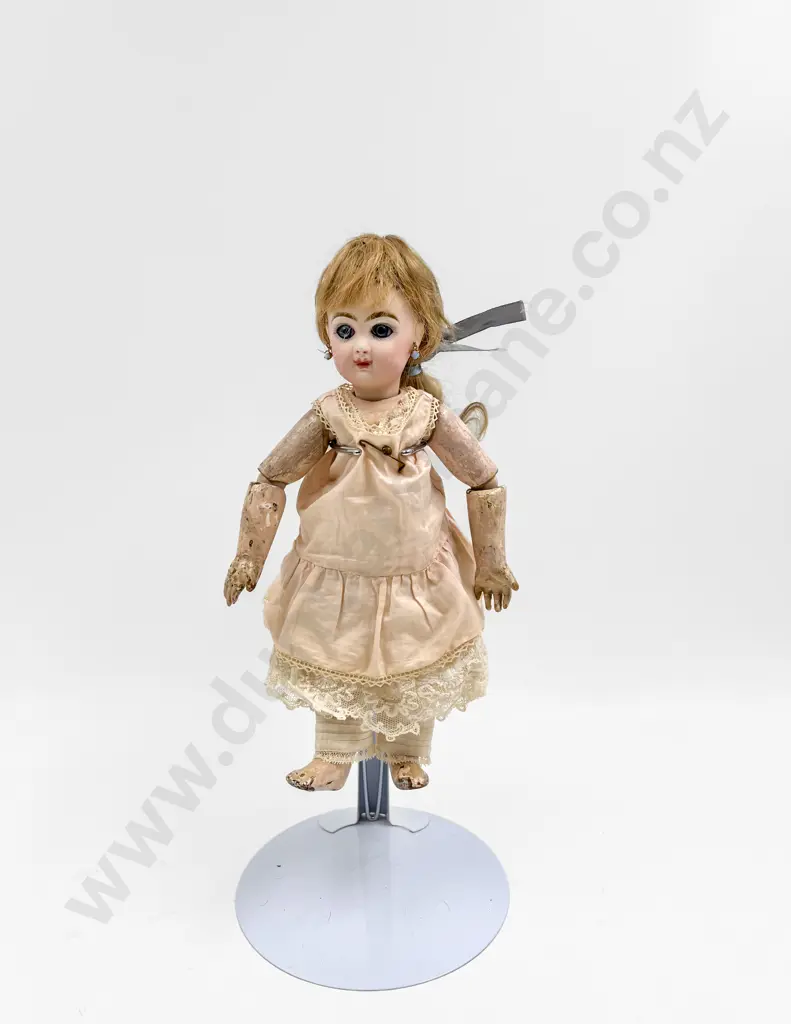 Size 2 Tete Jumeau Bisque Doll Image 1++