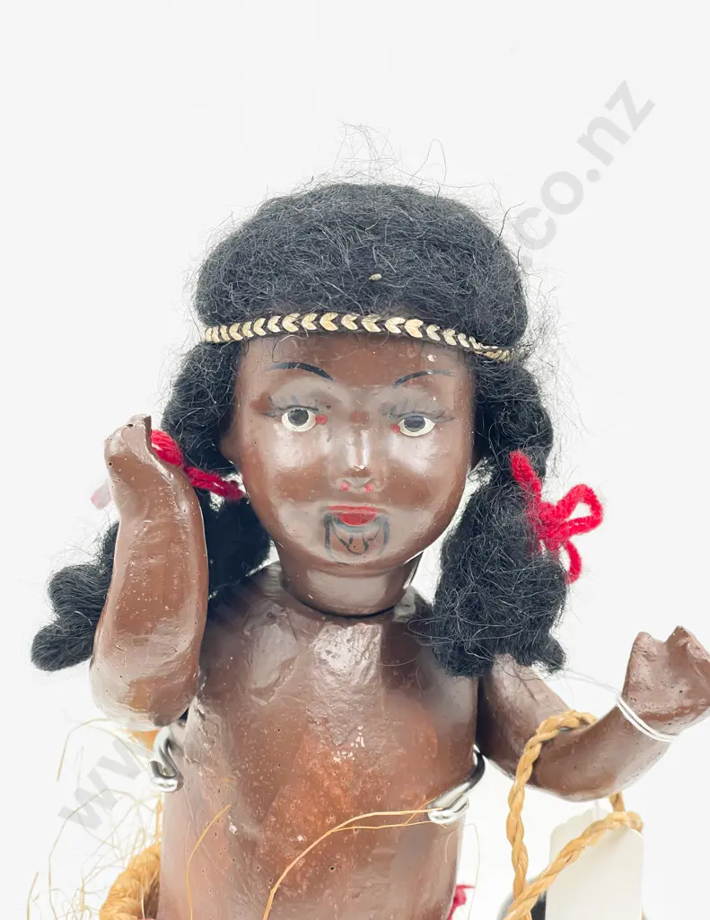 Maori 'Lands of Bags' Souvenir Doll Image 1++