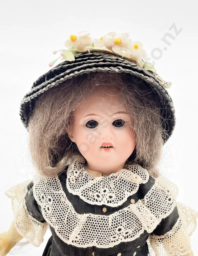 Porzellanfabrik Rauenstein Bisque Doll Image 1++