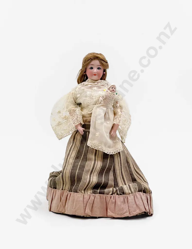 Simon & Halbig 'Little Woman' Bisque Shoulder Plate Doll Image 1++