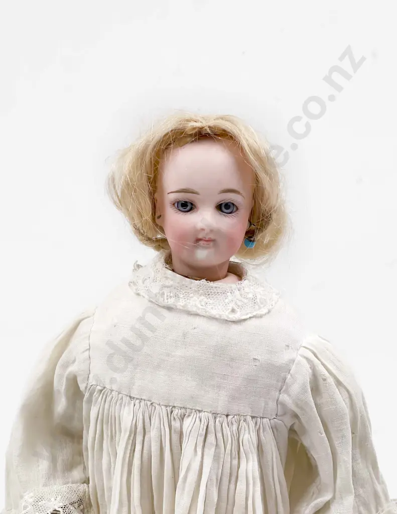 Gaultier Type Bisque Shoulder Plate Doll Image 1++
