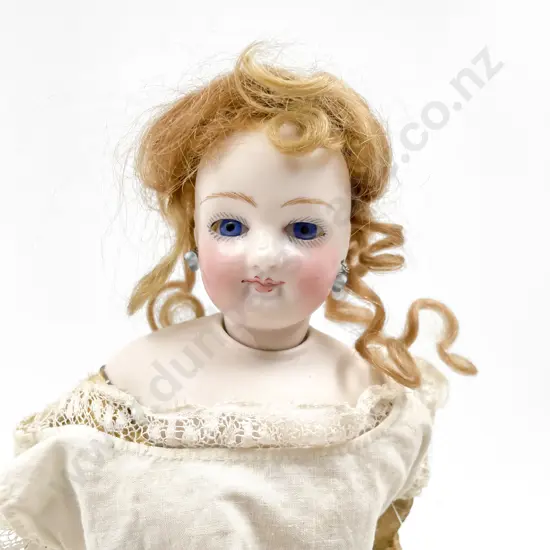 E Barrois French Bisque Shoulder Head Fashion Doll