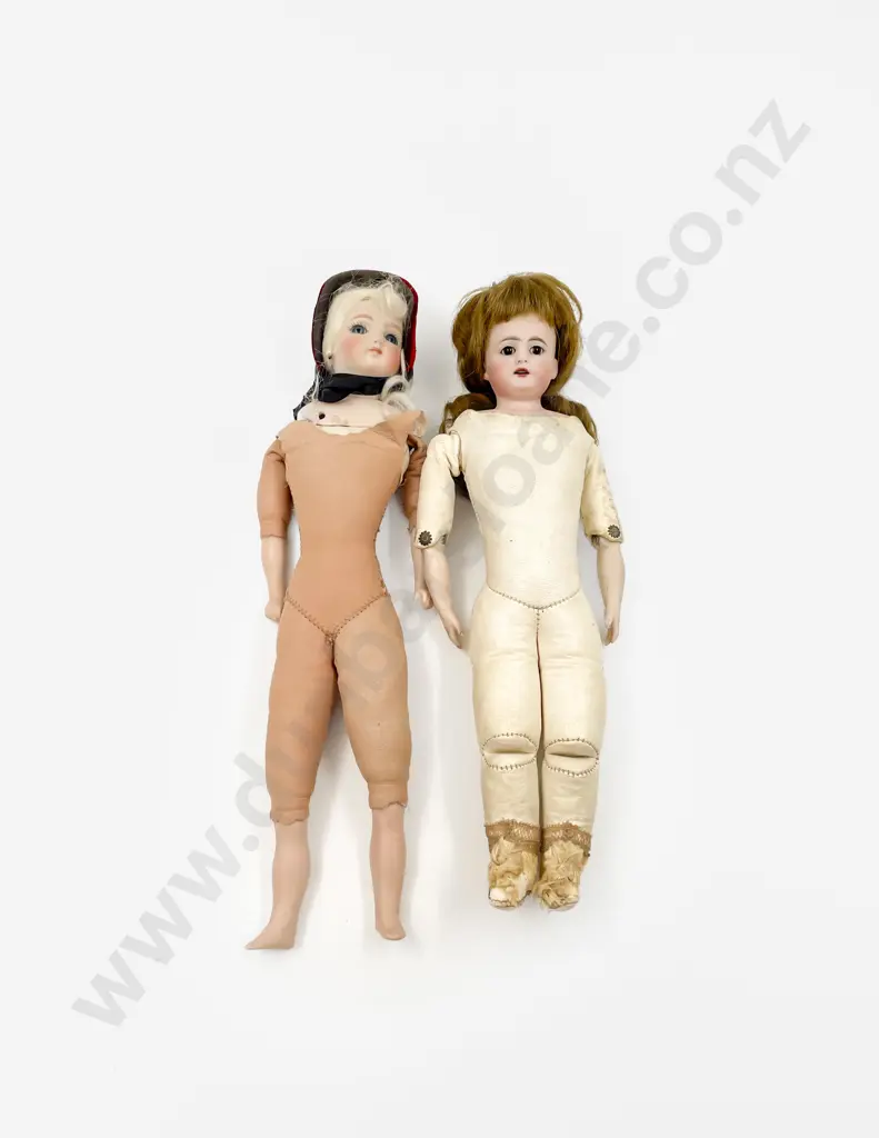 German Bisque Shoulder Plate Fashion Doll Image 1++