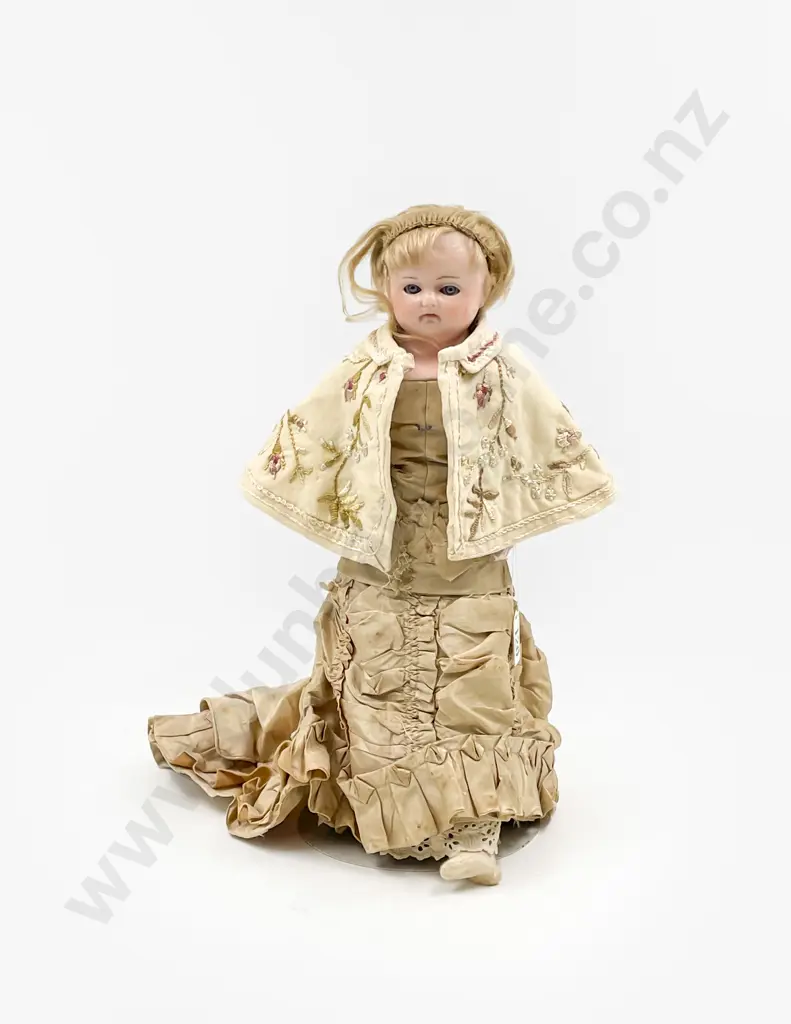Antique Wax Over Composition Shoulder Plate Doll Image 1++