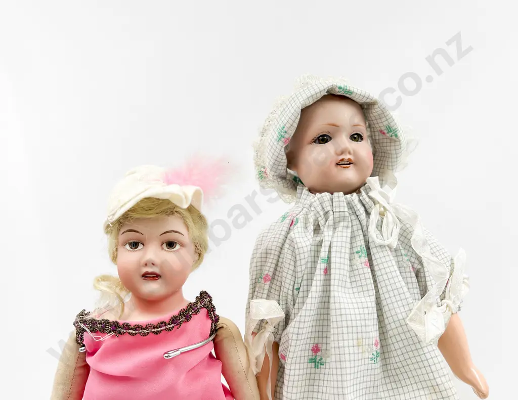 Goss Bisque Shoulder Plate Doll Image 1++