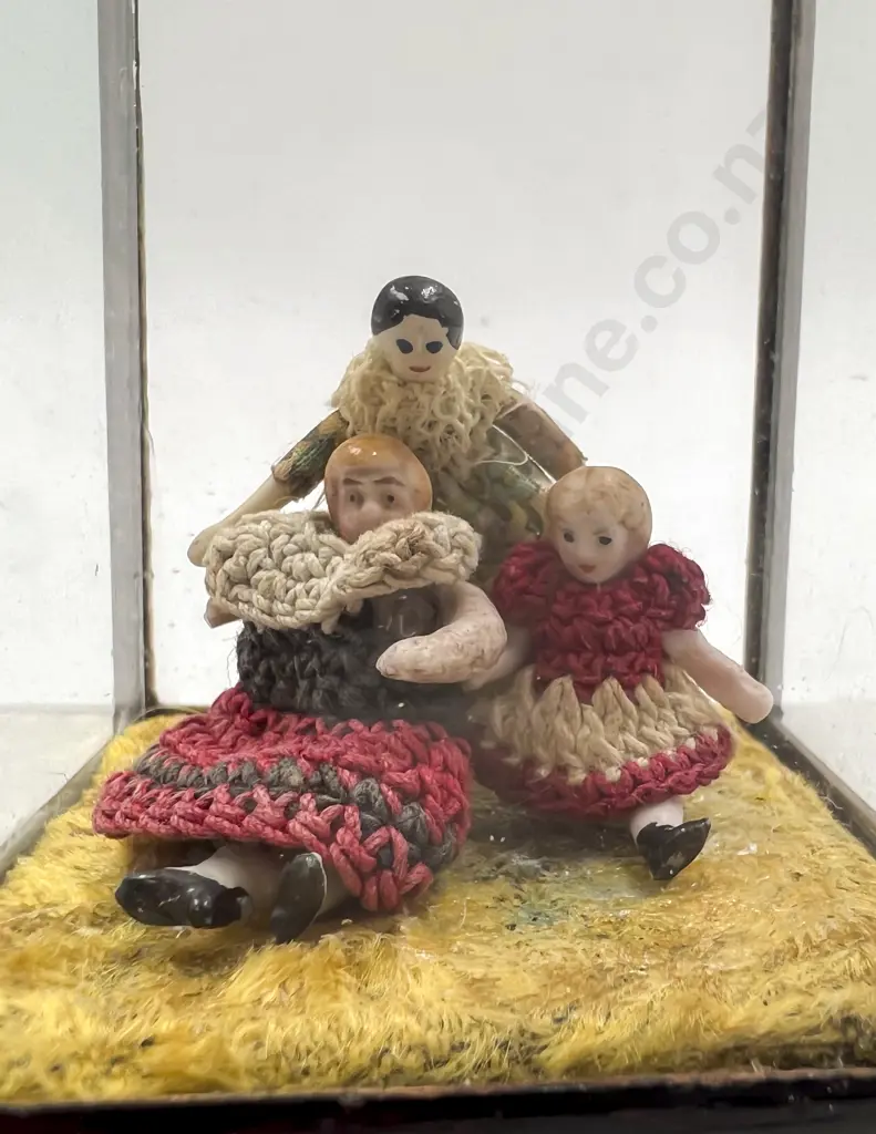 Two Tiny All Bisque Dolls and Peg Doll with glass display box Image 1++