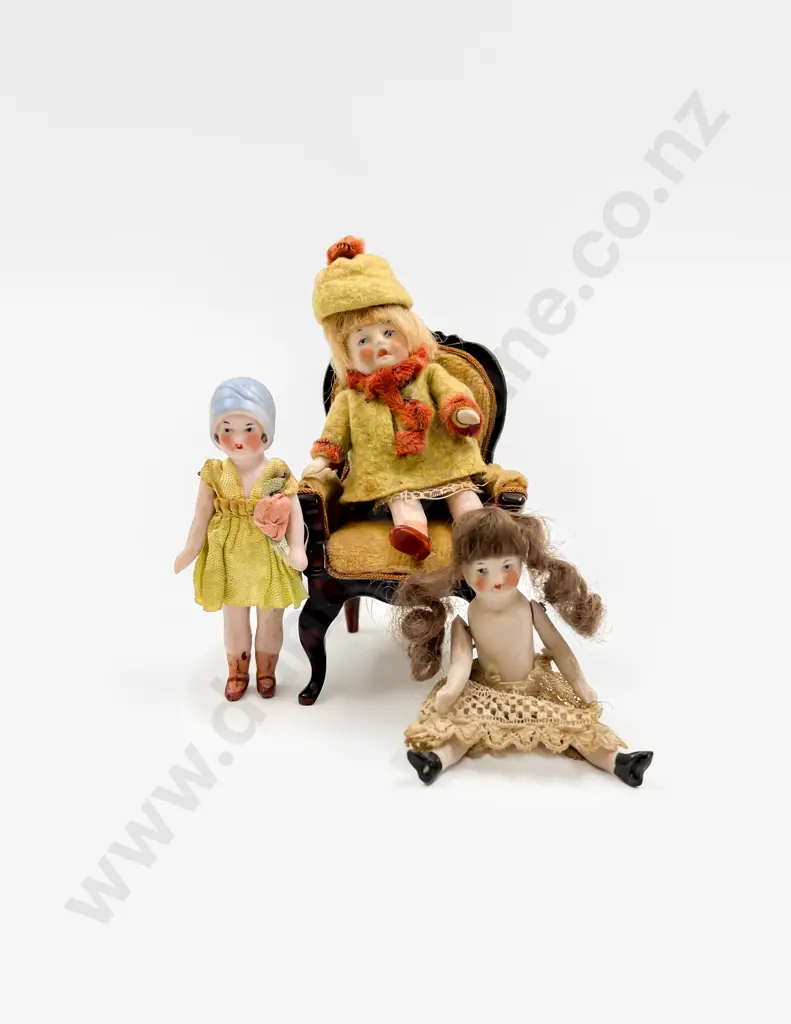 Three Small German All Bisque Dolls Image 1++
