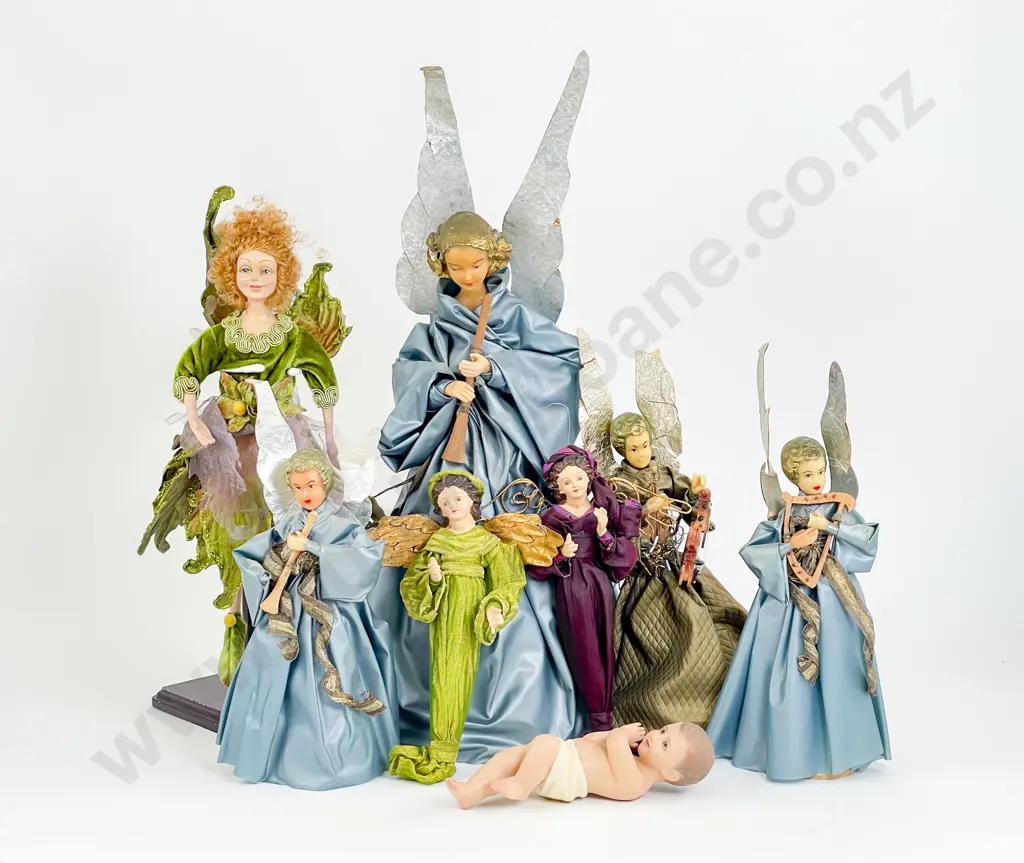 Four Fola German Wax Shoulder Plate Angels and Composition Christ Child Group Image 1++