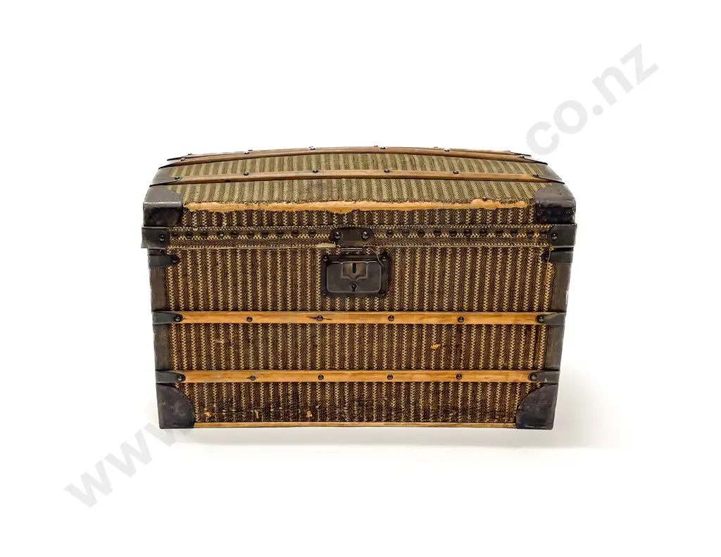 Large Antique Doll Trousseau Trunk Image 1++