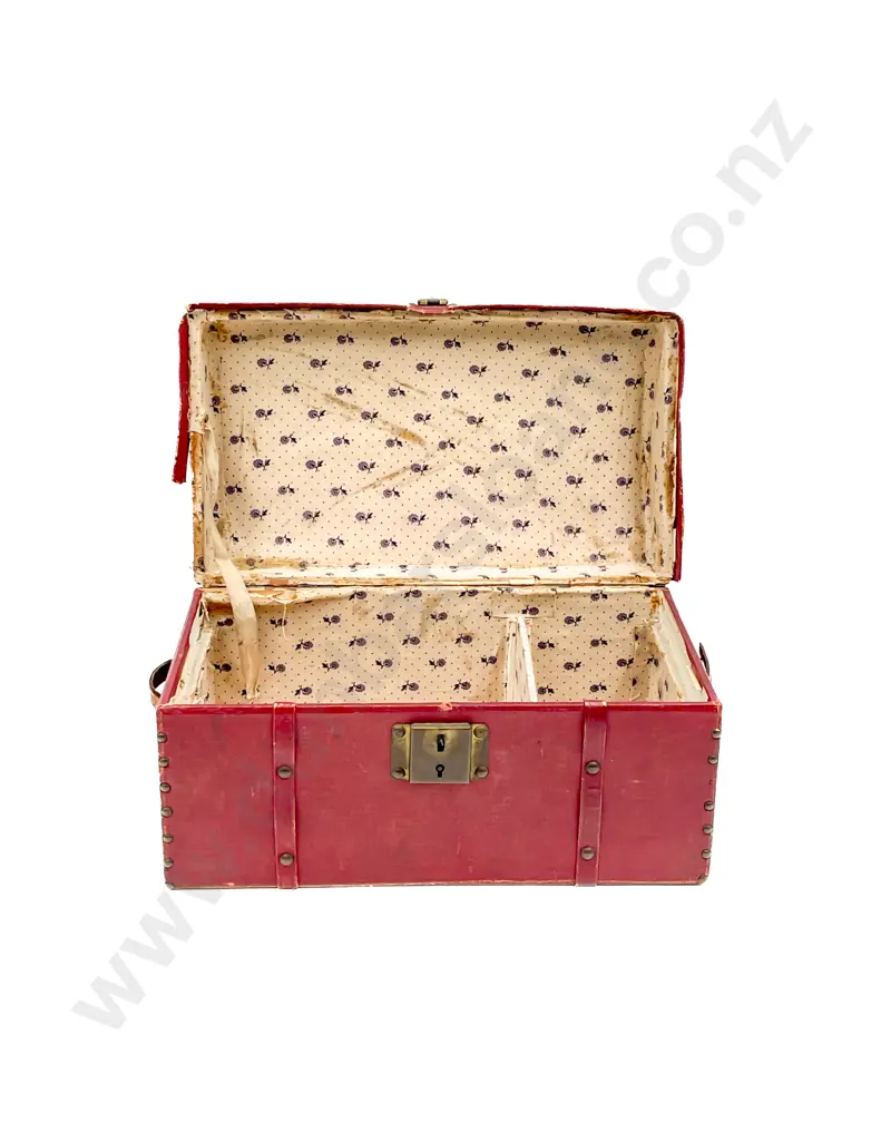 Antique Doll Trousseau Trunk Image 1++