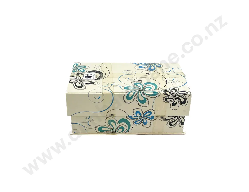 Small Qty Venetian Beads Seed Beads and Buckles Image 1++