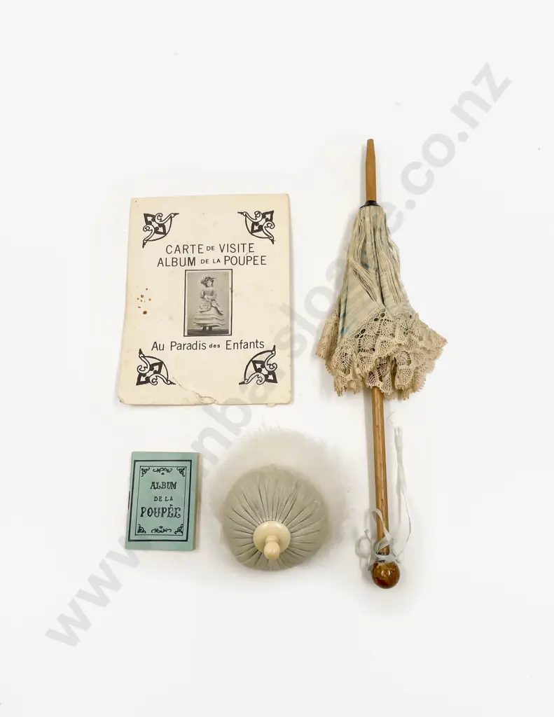 Vintage Dolls Umbrella Image 1++