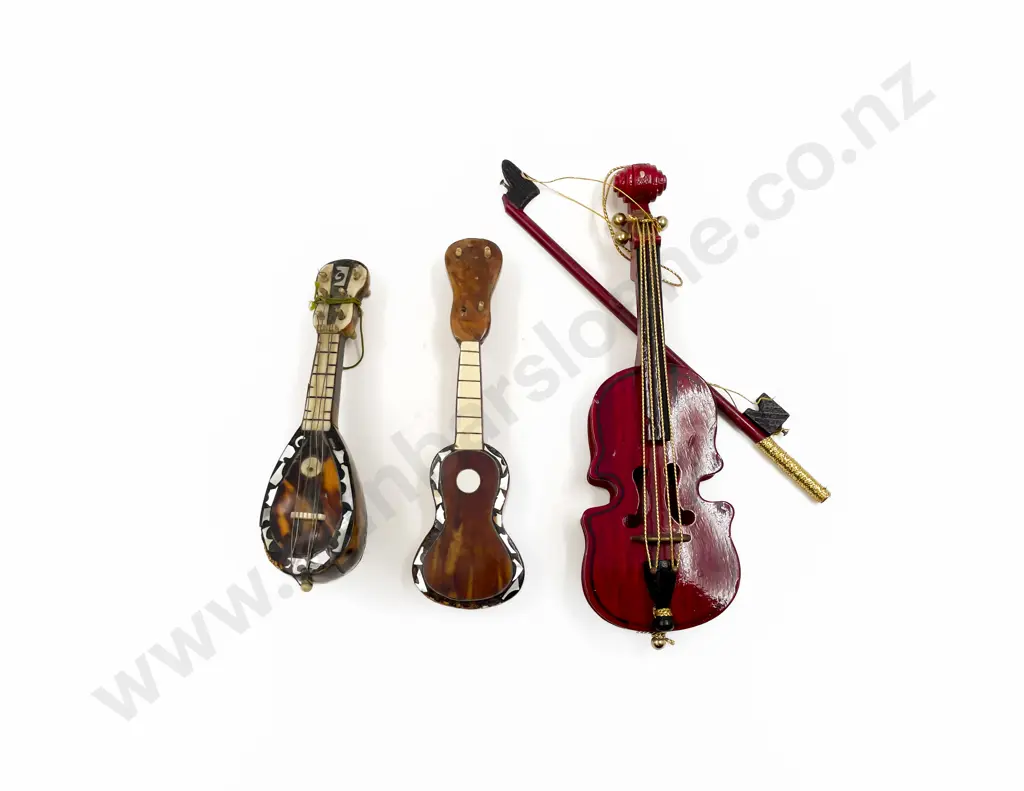 Three Doll Instruments Image 1++