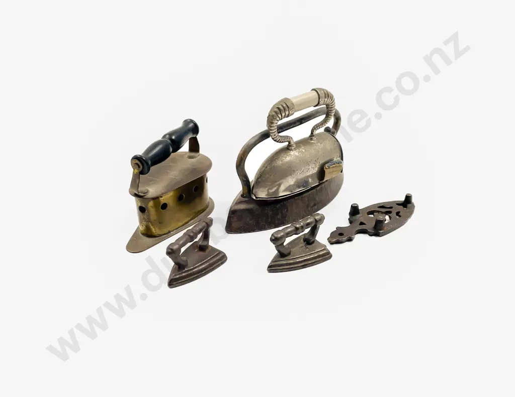 Collection Five Irons Image 1++