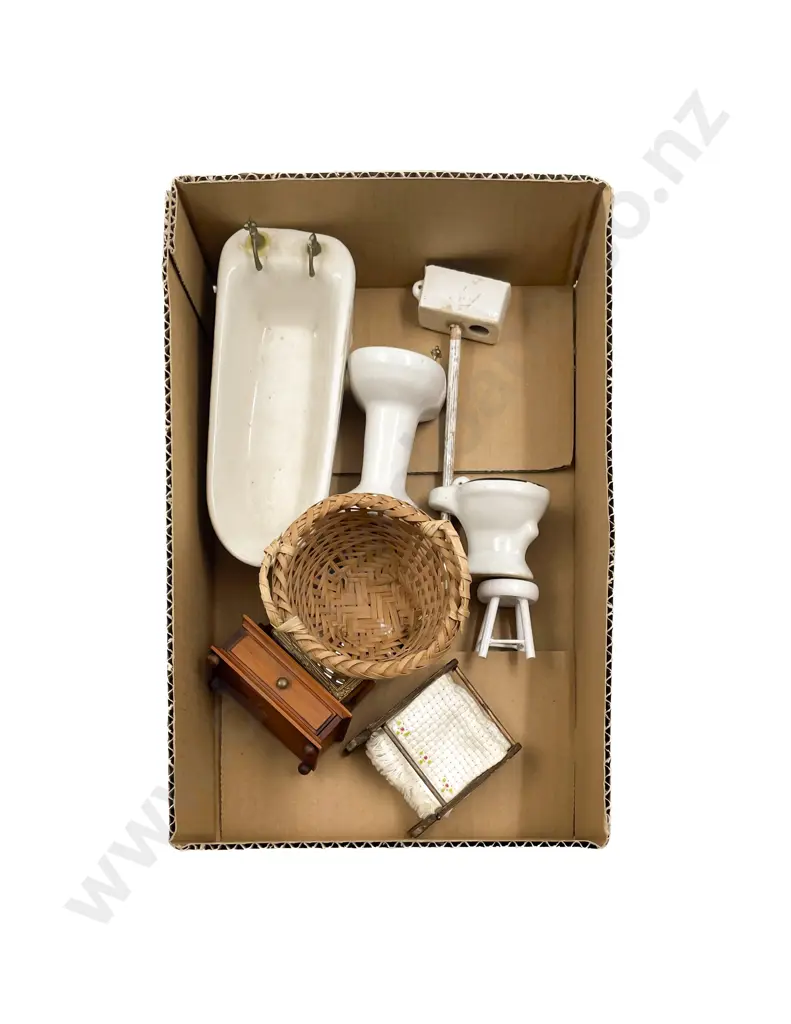 Vintage Dolls House China Bathroom Set Image 1++