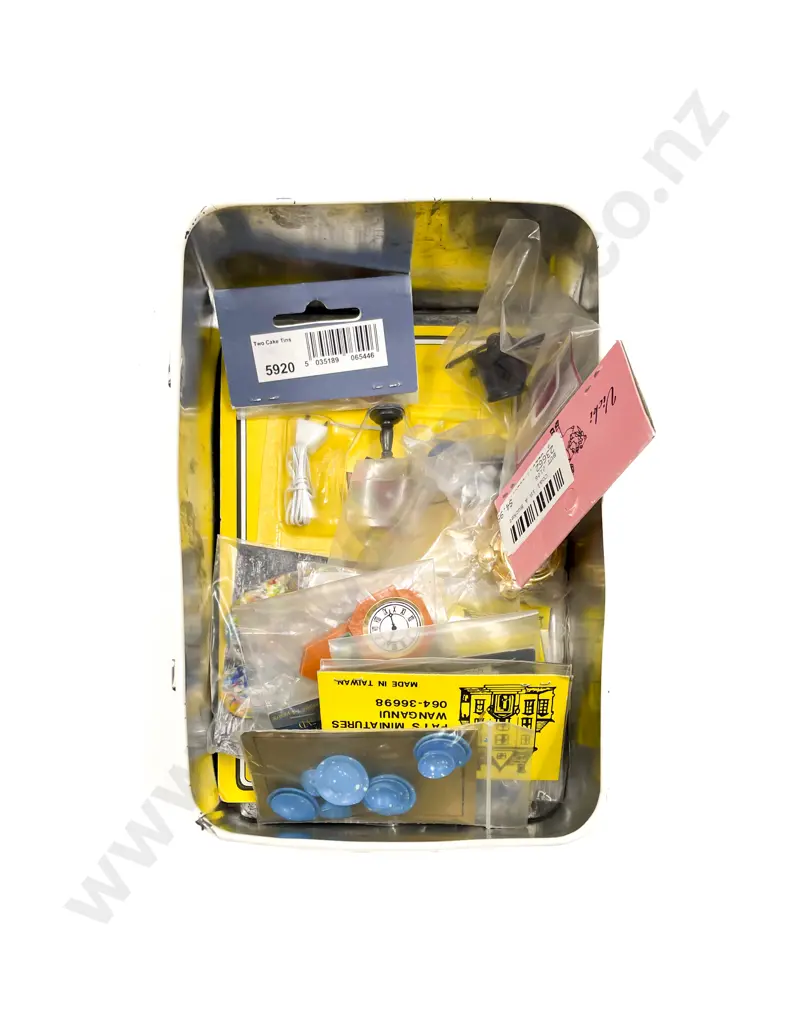 Collection As New Assorted Dolls House Miniatures Image 1++