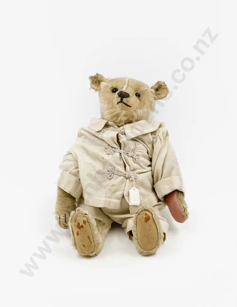 Early C20th Steiff Teddy Bear with Pewter Button In Ear Image 1++