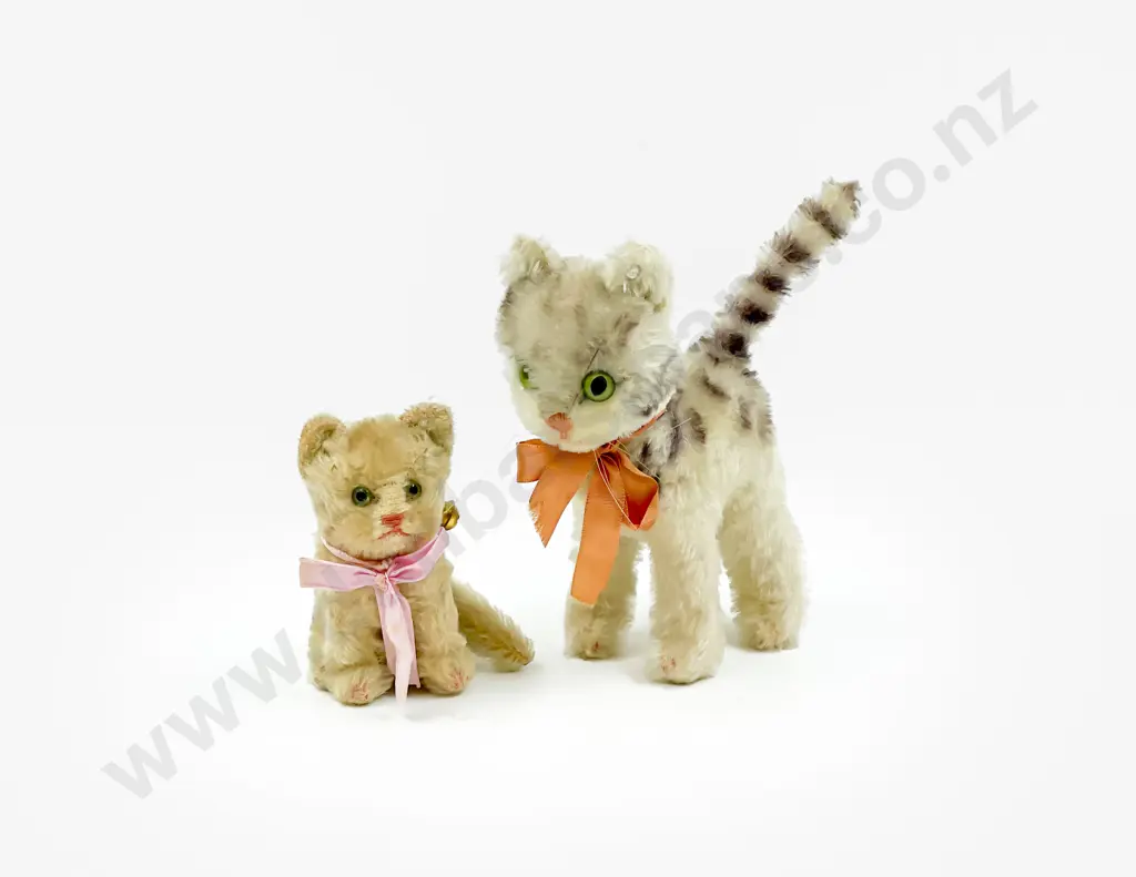 C1950's Steiff Kitty Cat with Ear Button Image 1++